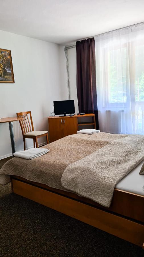 Horsky Hotel Eva Svaty Jur Luaran gambar